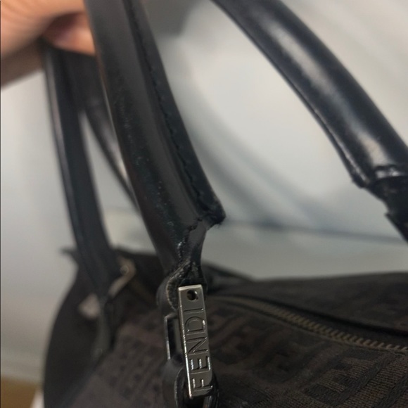 FENDI BAG - Picture 3 of 8